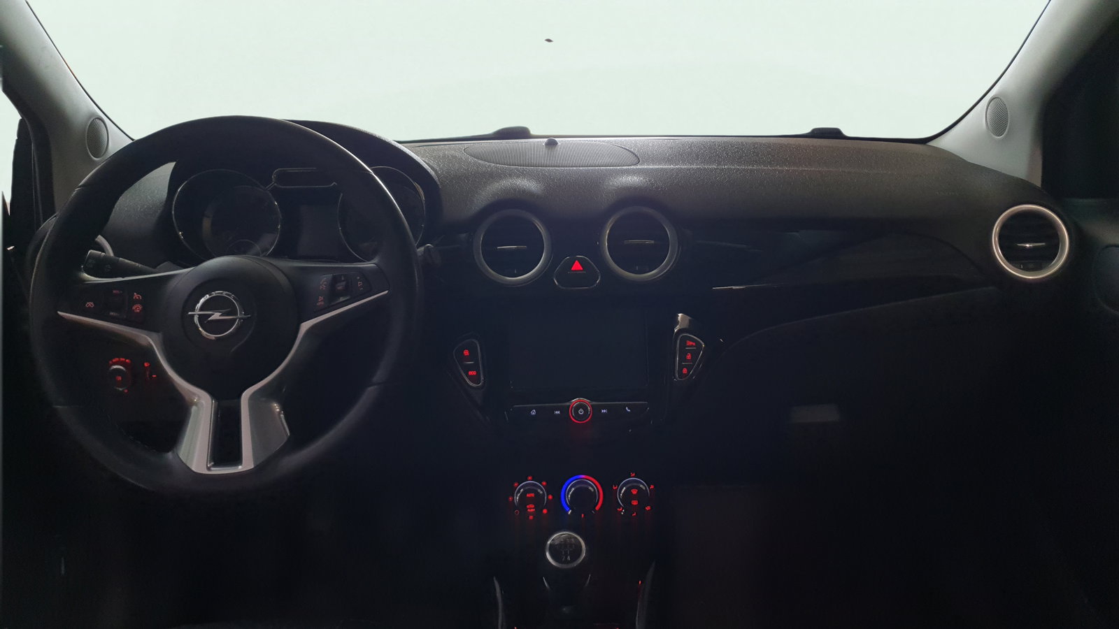 https://cdn-flexicar.caraffinity.it/public_appraisal_images_pro/images/stock/240067/vSIg3BYf8R__img-d050c1a8-1719-455b-abc6-9c7f4165ddd1.jpeg