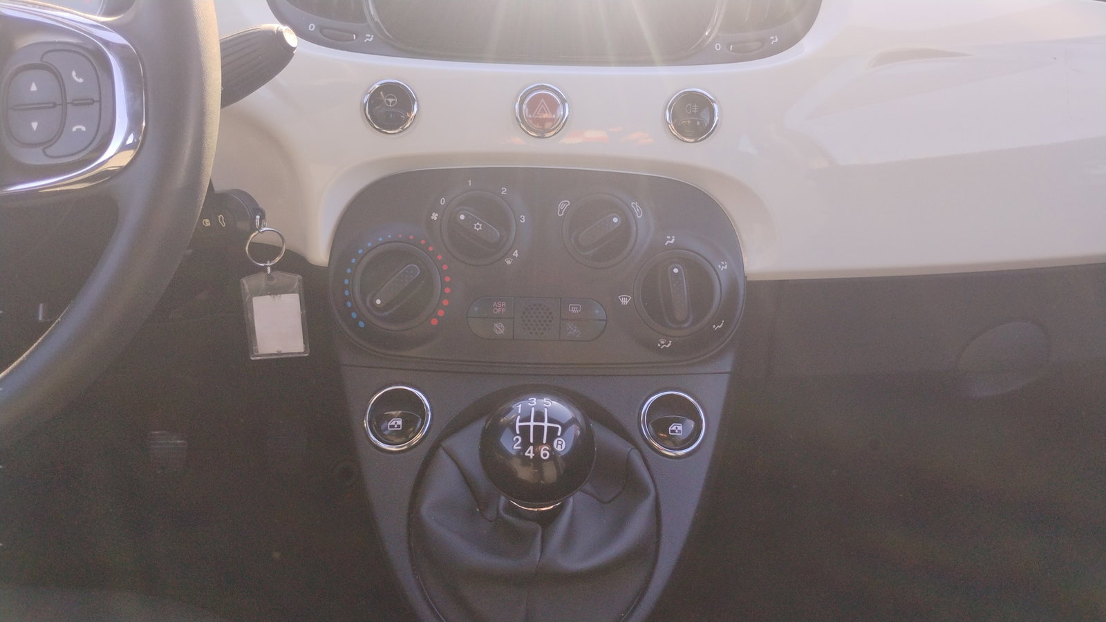 https://cdn-flexicar.caraffinity.it/public_appraisal_images_pro/images/stock/240166/2lnACXuCZU__img-c7c37e54-c5b9-4849-a5ea-5998abd4ad01.jpeg