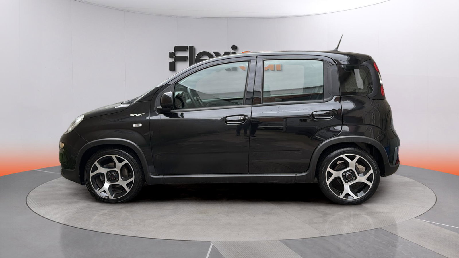 https://cdn-flexicar.caraffinity.it/public_appraisal_images_pro/images/stock/240173/7ADpjbVaoO__img-f7453416-9341-4cf6-9e72-2c53a26eebc6.jpeg