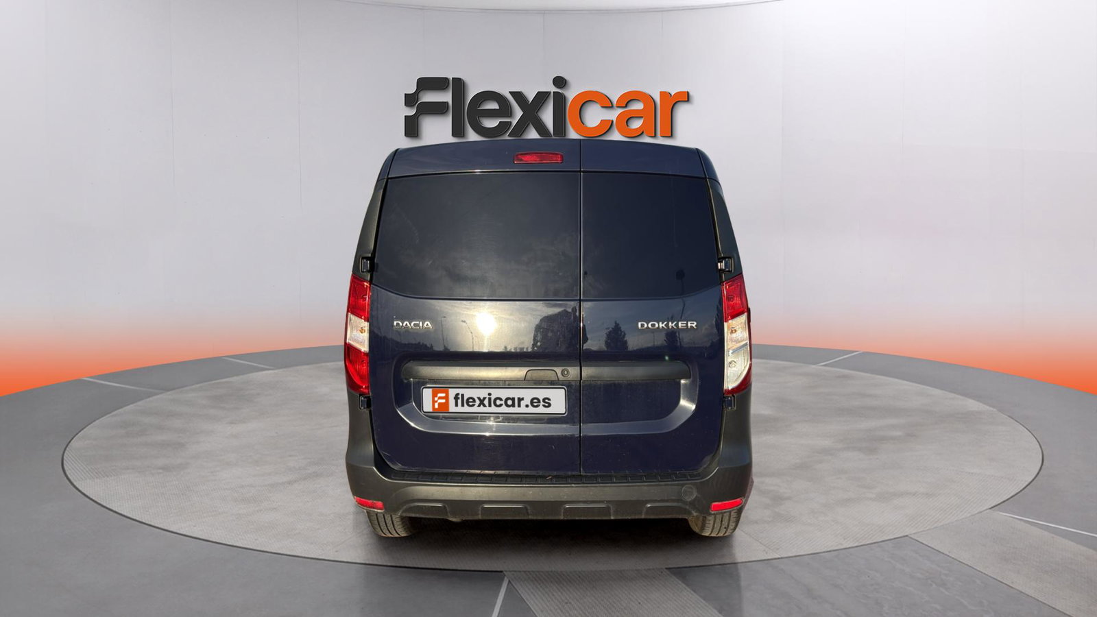 https://cdn-flexicar.caraffinity.it/public_appraisal_images_pro/images/stock/240631/MPksHcfCkk__img-69ec6ed1-5997-462f-a3f2-18d32528883e.jpeg