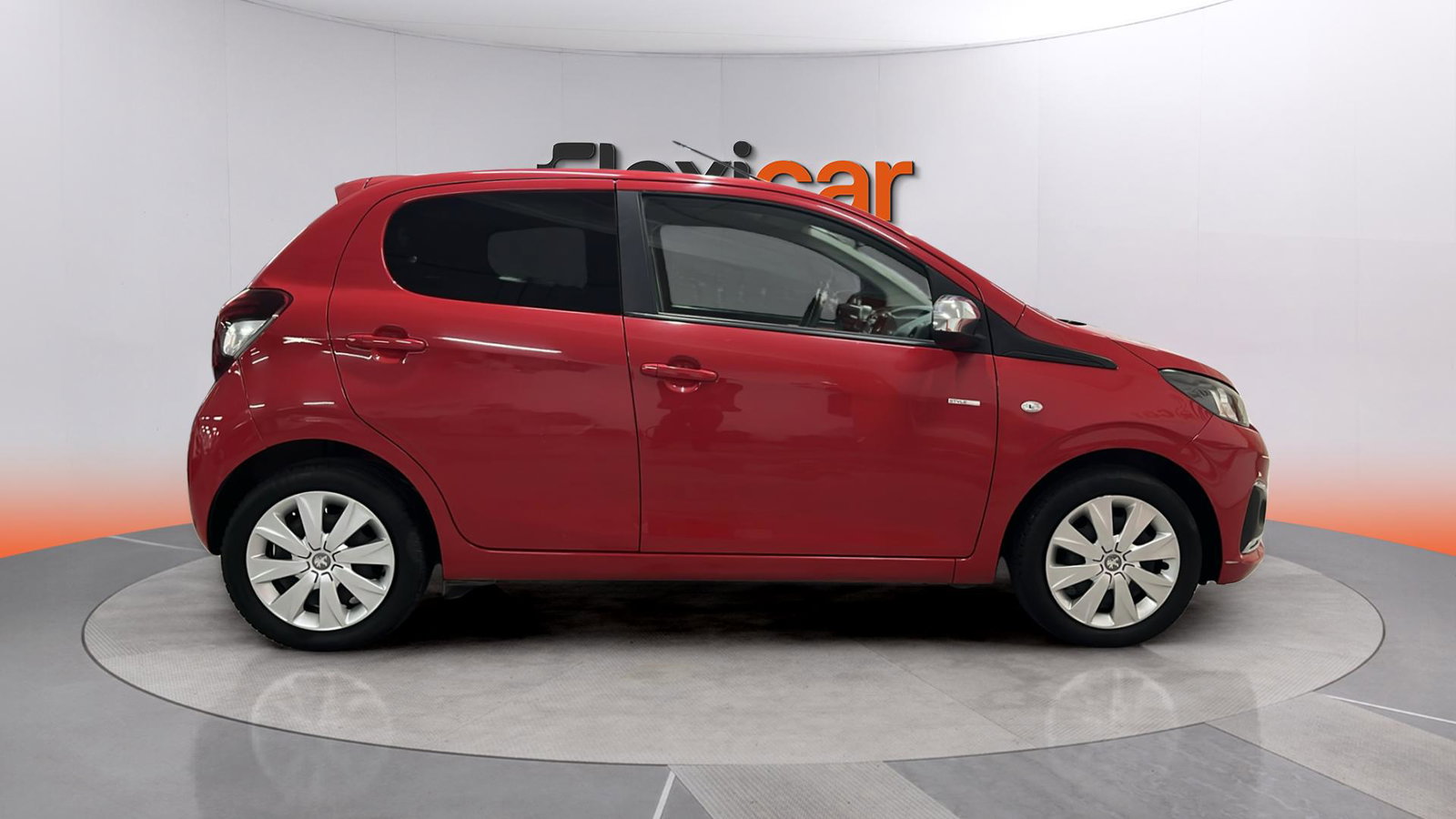 https://cdn-flexicar.caraffinity.it/public_appraisal_images_pro/images/stock/240737/A9pvwtmlr5__img-fc14e13e-ce7c-4f68-9376-283559656b19.jpeg