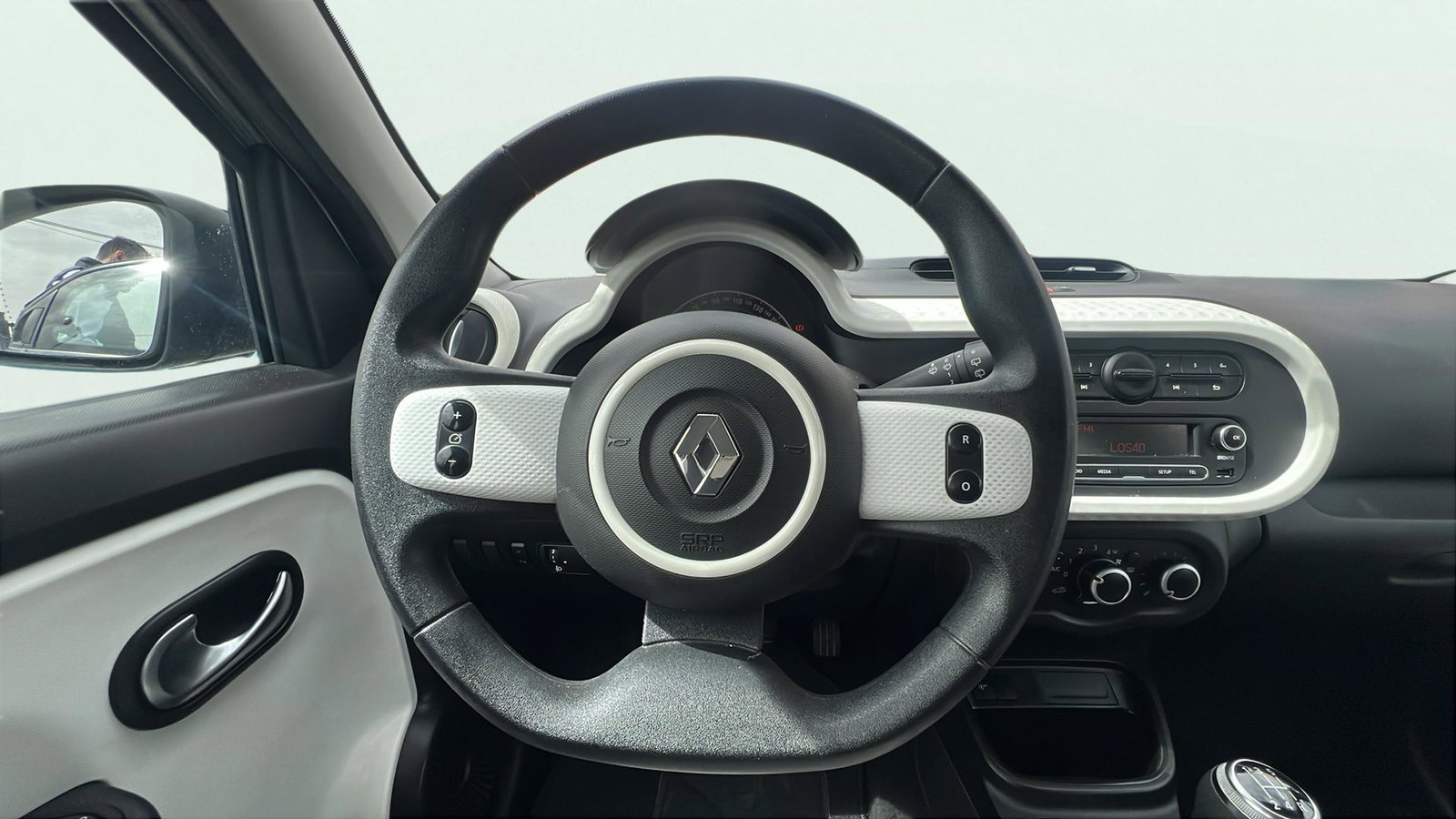 https://cdn-flexicar.caraffinity.it/public_appraisal_images_pro/images/stock/240778/uVxgd58qtU__img-ec4b5877-771f-40e0-a8dc-2f14f126d20f.jpeg