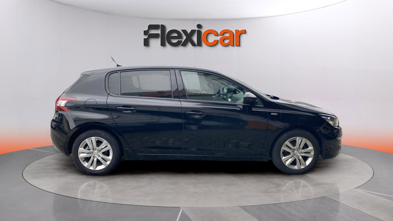 https://cdn-flexicar.caraffinity.it/public_appraisal_images_pro/images/stock/241986/JlwWjJUjoq__img-a9f57cb5-d4b5-4a24-acc8-46aeb8738beb.jpeg