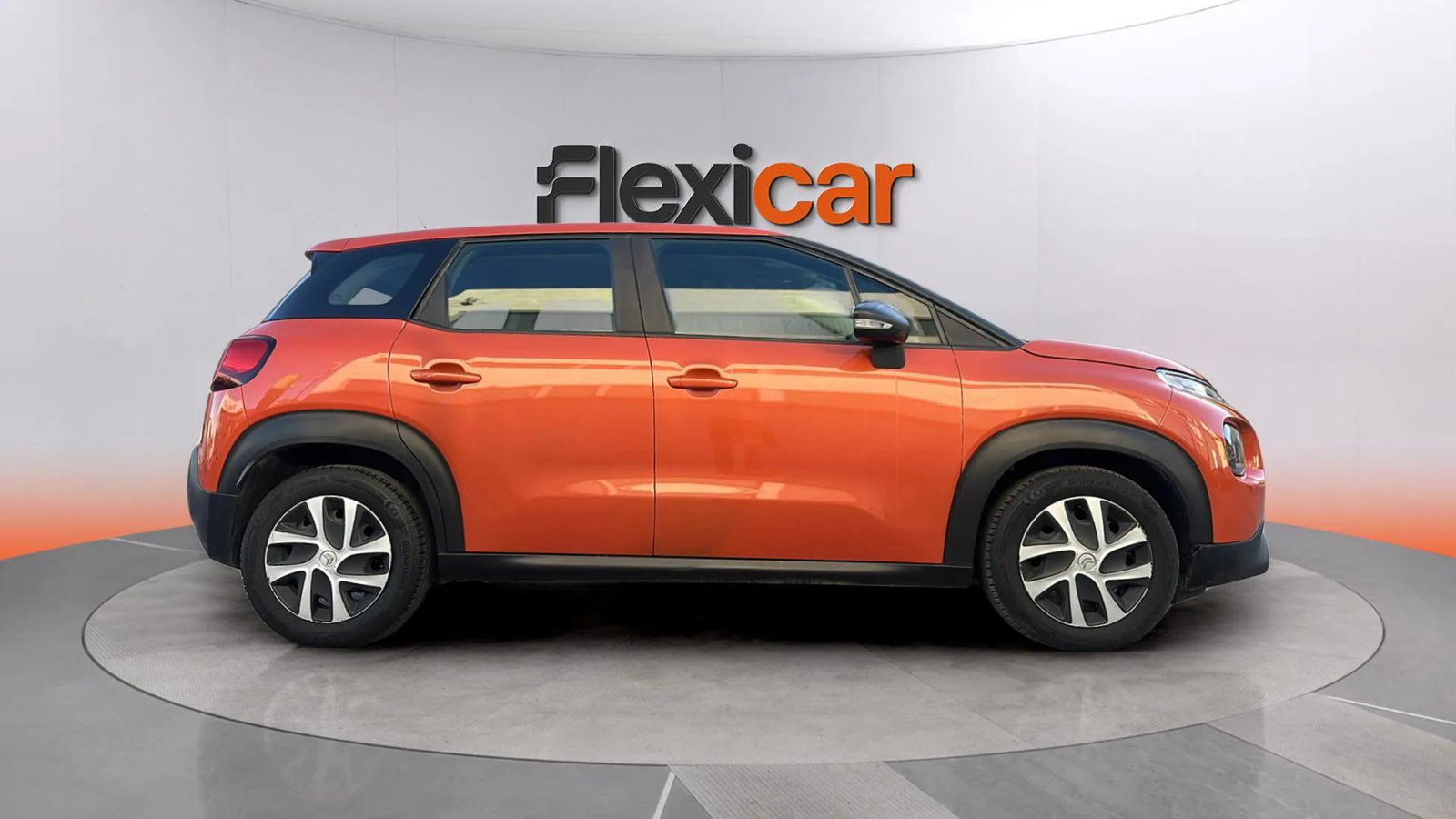 https://cdn-flexicar.caraffinity.it/public_appraisal_images_pro/images/stock/242291/HO2PfV2aQZ__7370KJM_baebdb2b8a7a455baf0833879074eb8e_Exterior_6.jpeg.jpg