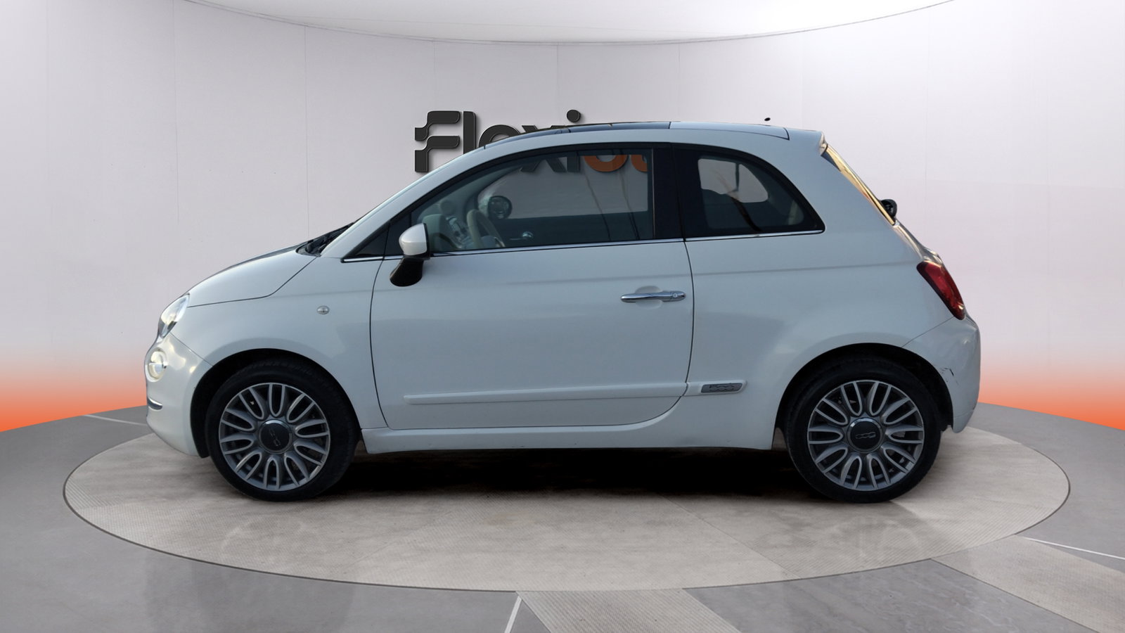 https://cdn-flexicar.caraffinity.it/public_appraisal_images_pro/images/stock/242420/xcW4c5LgWe__img-080d34e4-a1a8-4ead-95e4-0a7d996f3e32.jpeg