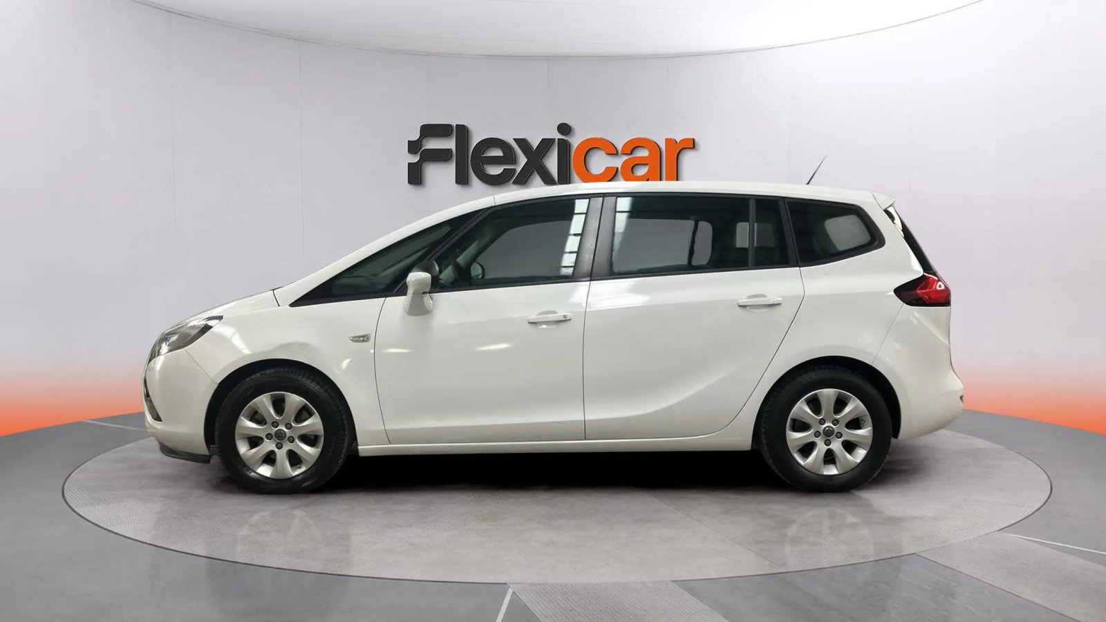 https://cdn-flexicar.caraffinity.it/public_appraisal_images_pro/images/stock/242534/JEYKzRwZsH__8501JMR_e02bfdd6d0c14832bbd0f07317539e0f_Exterior_5.jpeg.jpg