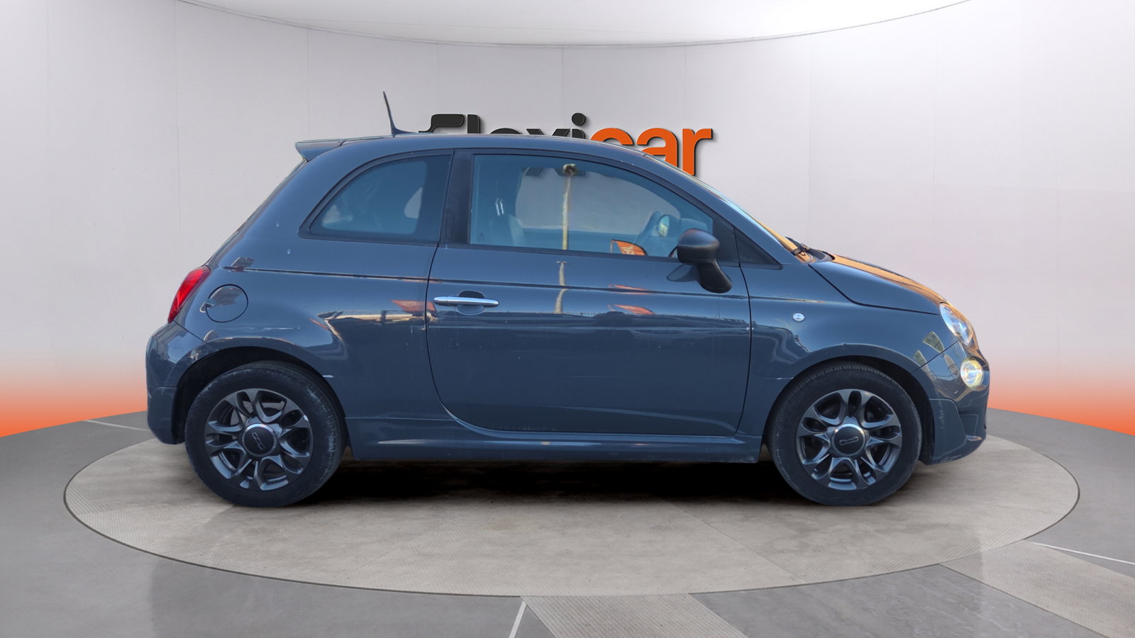 https://cdn-flexicar.caraffinity.it/public_appraisal_images_pro/images/stock/244429/NlosusXmcO__img-3e3b8536-751d-40b8-b6a1-433b6fdfcf4e.jpeg
