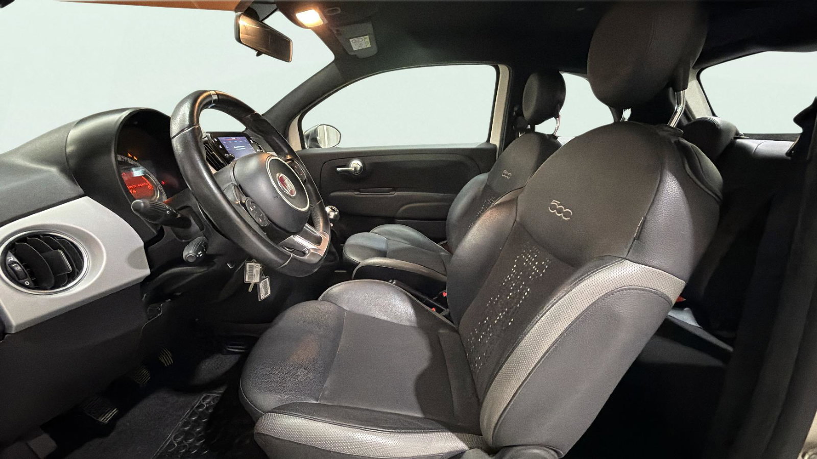https://cdn-flexicar.caraffinity.it/public_appraisal_images_pro/images/stock/244436/1sxzIuX86J__img-5b19acaa-0cba-45d0-bd8a-cc2de9ba7723.jpeg