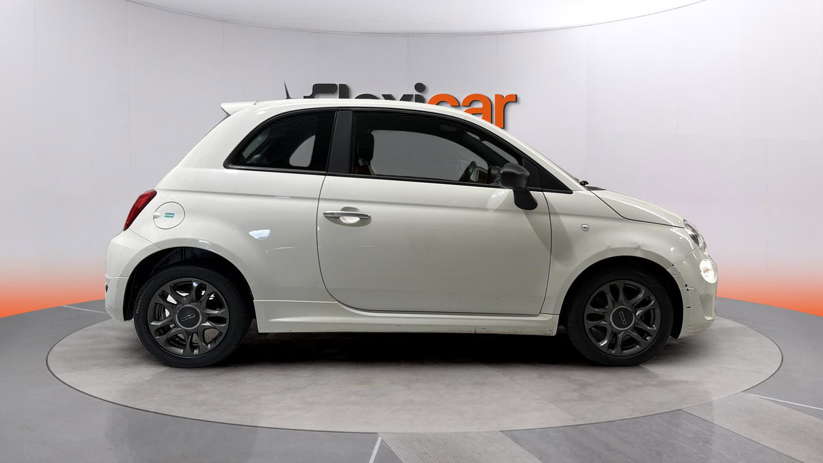 https://cdn-flexicar.caraffinity.it/public_appraisal_images_pro/images/stock/244436/WFZghK9svZ__img-ce04b0cd-fa56-43f1-8a60-3ba6ad275940.jpeg