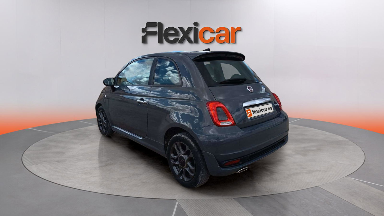 https://cdn-flexicar.caraffinity.it/public_appraisal_images_pro/images/stock/244439/ST7ZGE8oaD__img-bd5388c4-58f3-40da-91f3-a84145c3.jpeg