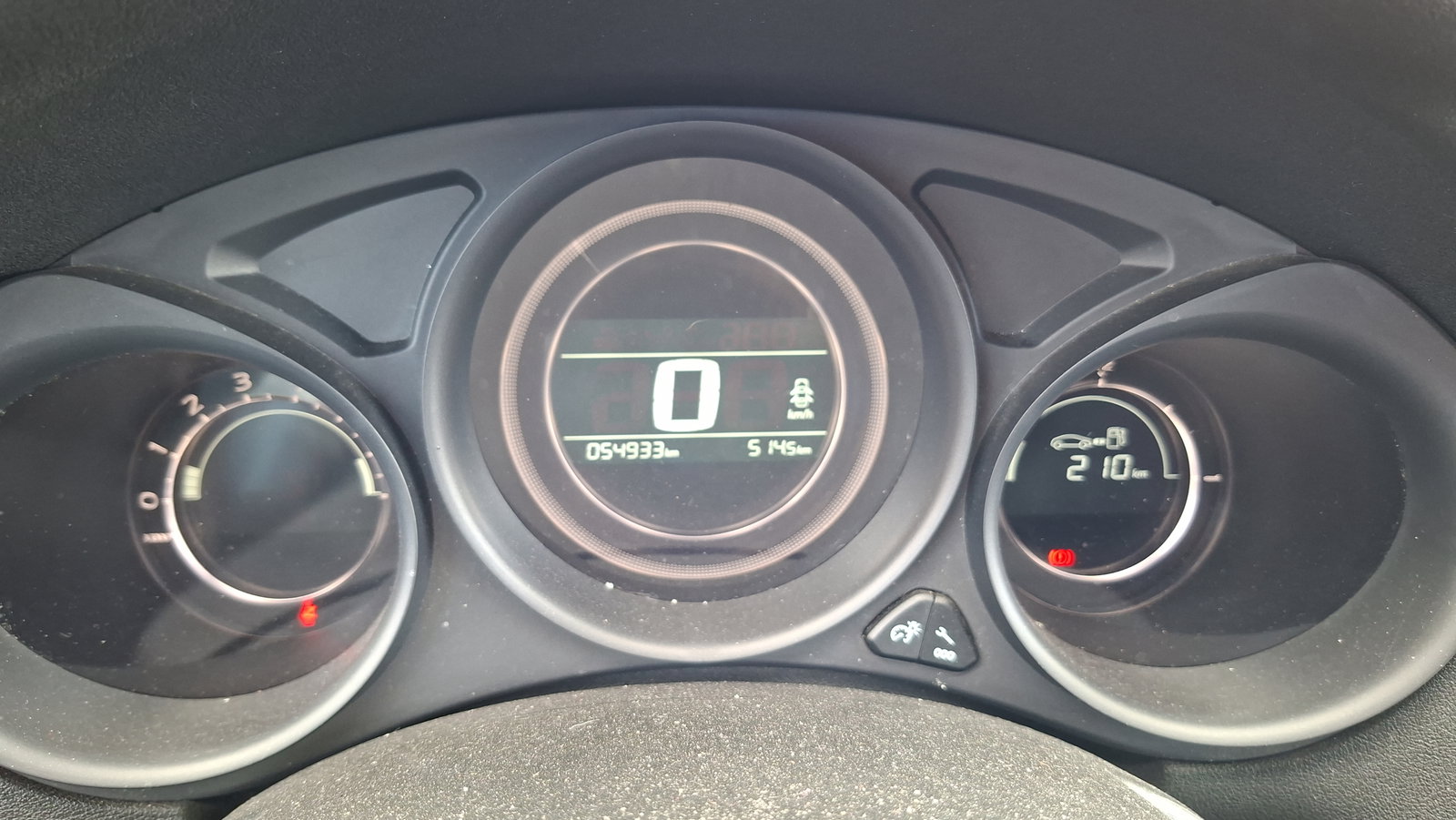 https://cdn-flexicar.caraffinity.it/public_appraisal_images_pro/images/stock/246826/QBvHuWNb85__img-e0f61951-21c3-4ba3-ae5a-5fc37bf4bbed.jpeg