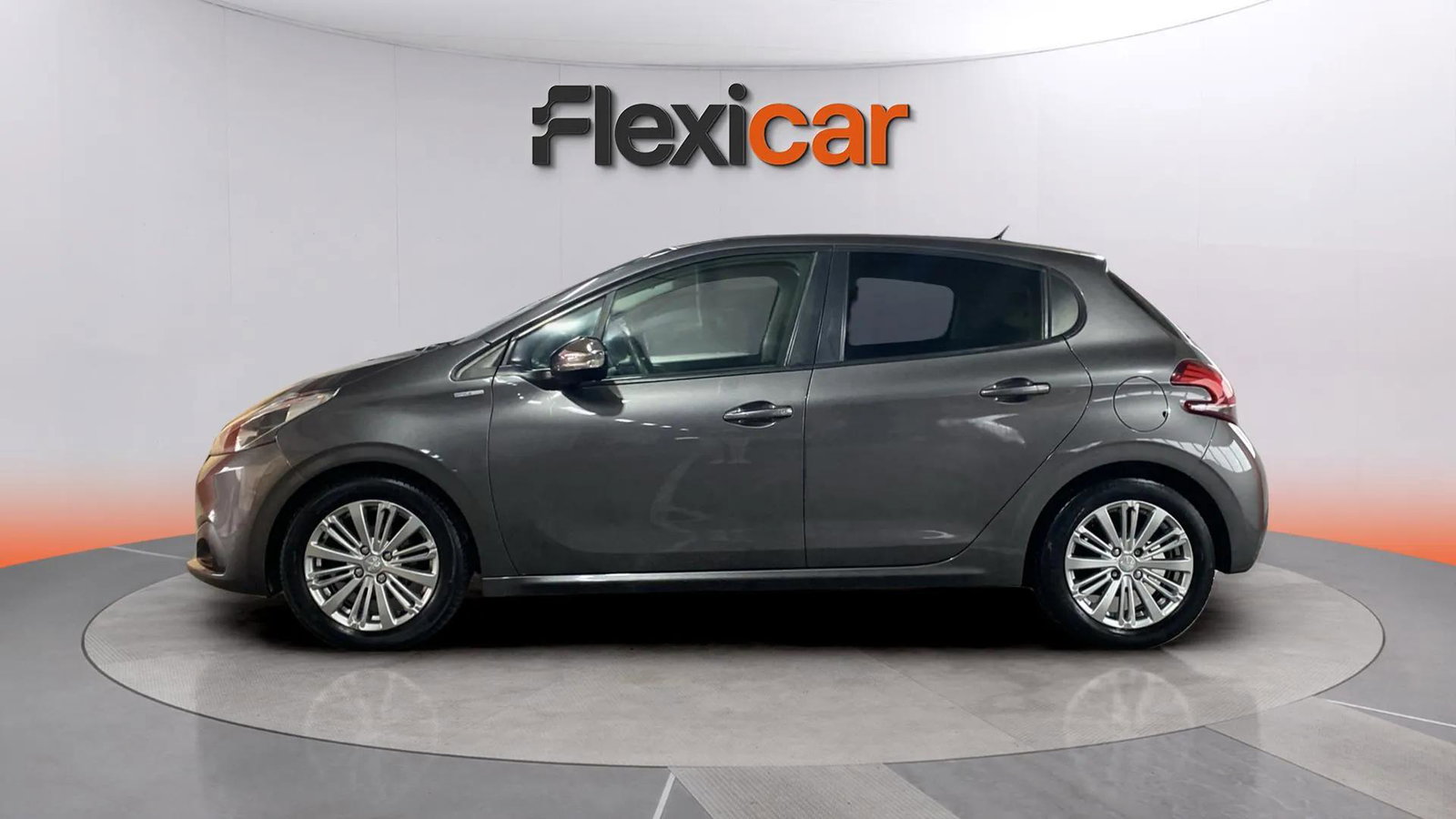 https://cdn-flexicar.caraffinity.it/public_appraisal_images_pro/images/stock/246863/zM1kKC60Wa__0436KJJ_009de7d8ac3b4af5b0e5c3e0e690403f_Exterior_2.jpeg.jpg