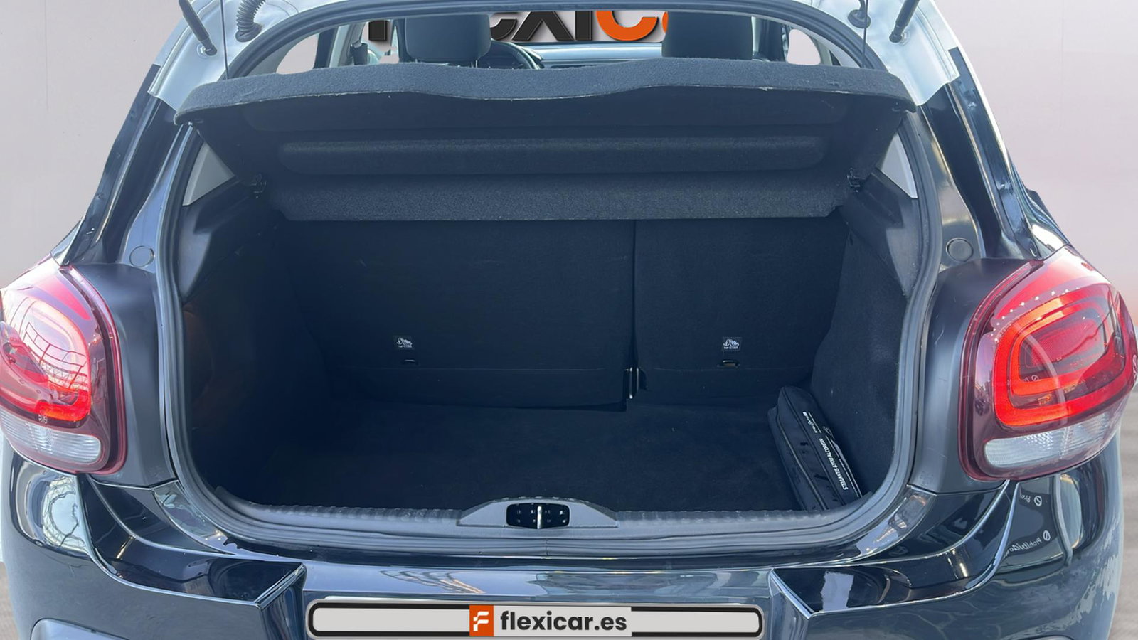 https://cdn-flexicar.caraffinity.it/public_appraisal_images_pro/images/stock/248835/W5wy0dMfdM__img-f67c2d66-2976-40f9-a659-fa83a6ec6930.jpeg