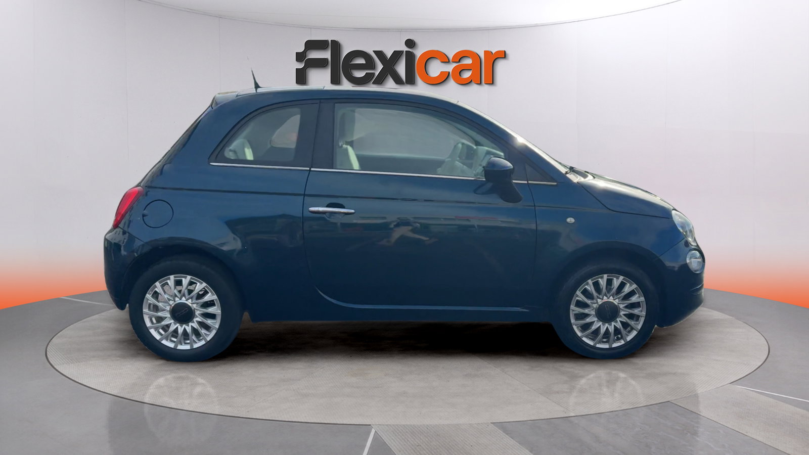 https://cdn-flexicar.caraffinity.it/public_appraisal_images_pro/images/stock/249941/Iko1zkaCEf__img-318a98b0-0f48-46d9-a17d-be0db15dfc35.jpeg