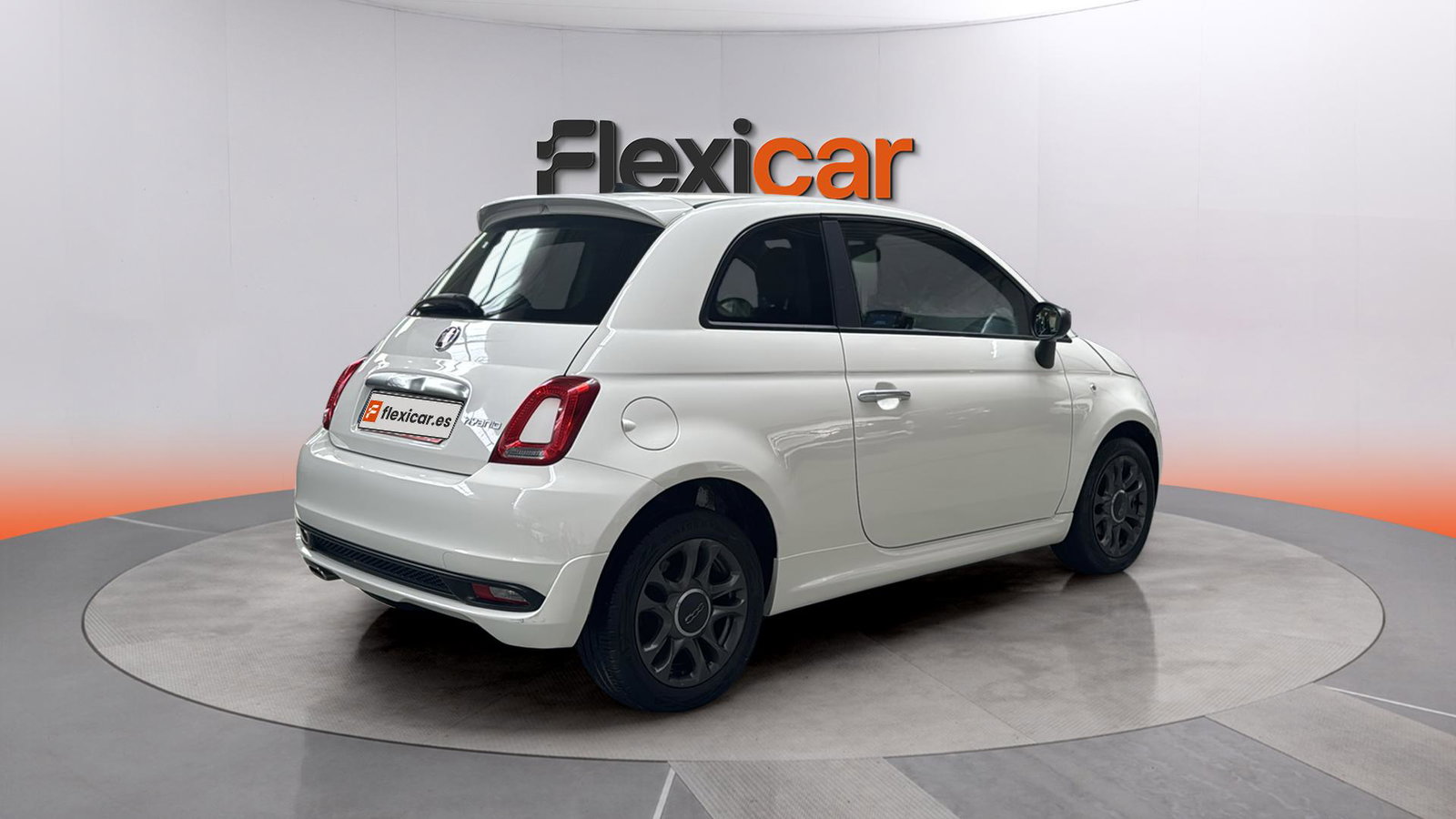 https://cdn-flexicar.caraffinity.it/public_appraisal_images_pro/images/stock/250272/CqI1THSQOG__img-d6643d10-1c27-4a90-a093-3b5b8f27fd59.jpeg