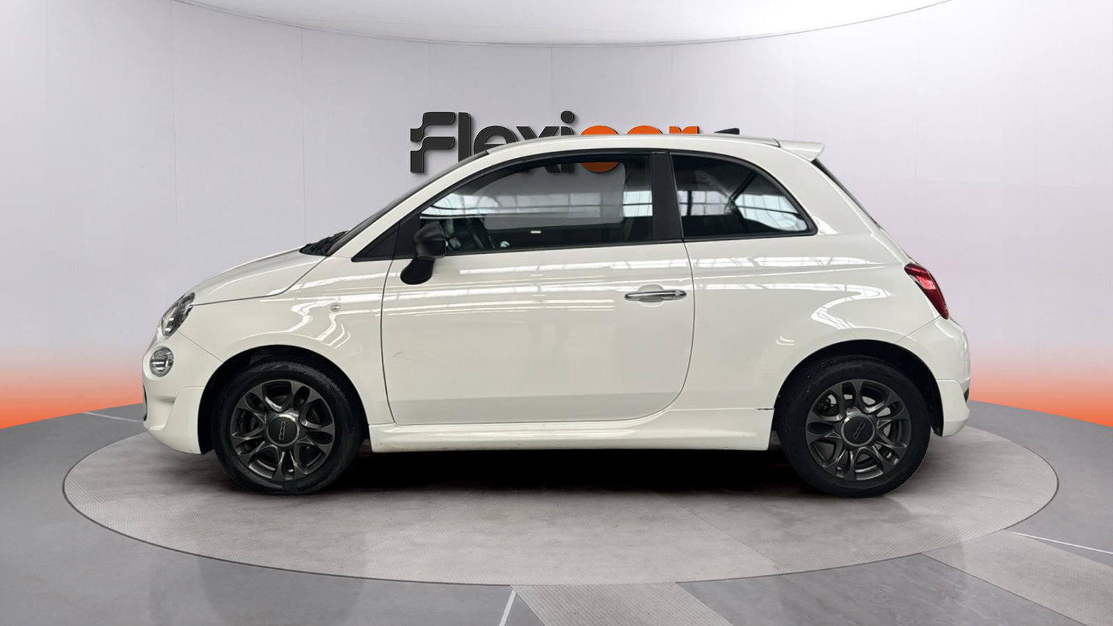 https://cdn-flexicar.caraffinity.it/public_appraisal_images_pro/images/stock/250272/zL3Iybgoq0__img-252611cc-54e5-4976-96d4-c7f38c17d6fd.jpeg