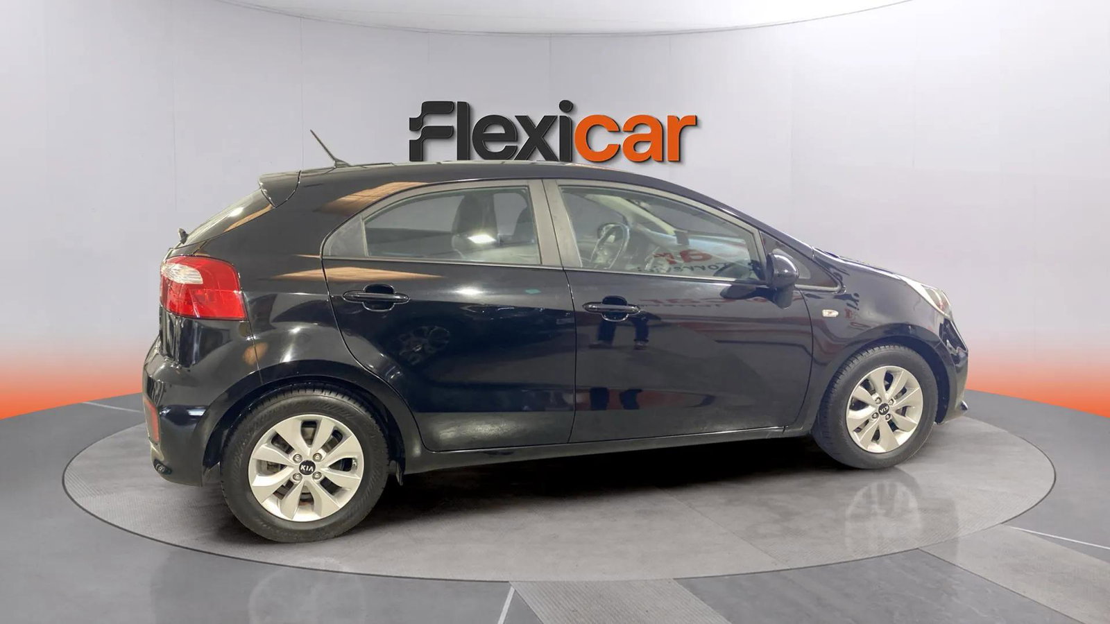 https://cdn-flexicar.caraffinity.it/public_appraisal_images_pro/images/stock/250359/1v7IQPwhA6__8903JXS_71609b40136a4d1a937af0e45ad98bd9_Exterior_6.jpeg.jpg