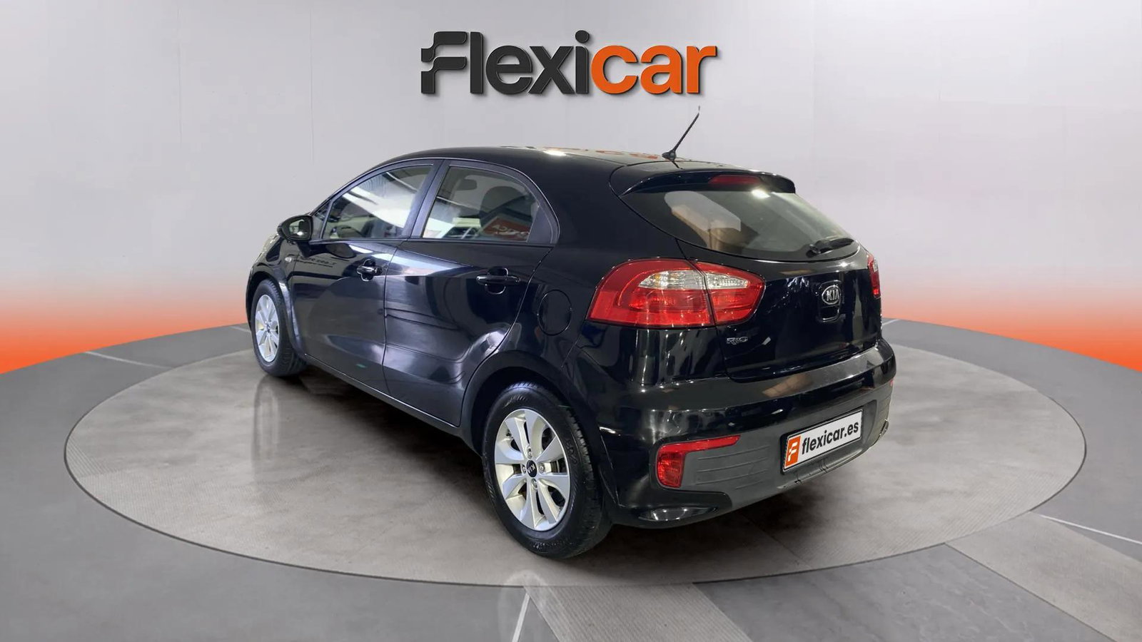 https://cdn-flexicar.caraffinity.it/public_appraisal_images_pro/images/stock/250359/rrQMxruZGy__8903JXS_71609b40136a4d1a937af0e45ad98bd9_Exterior_3.jpeg.jpg