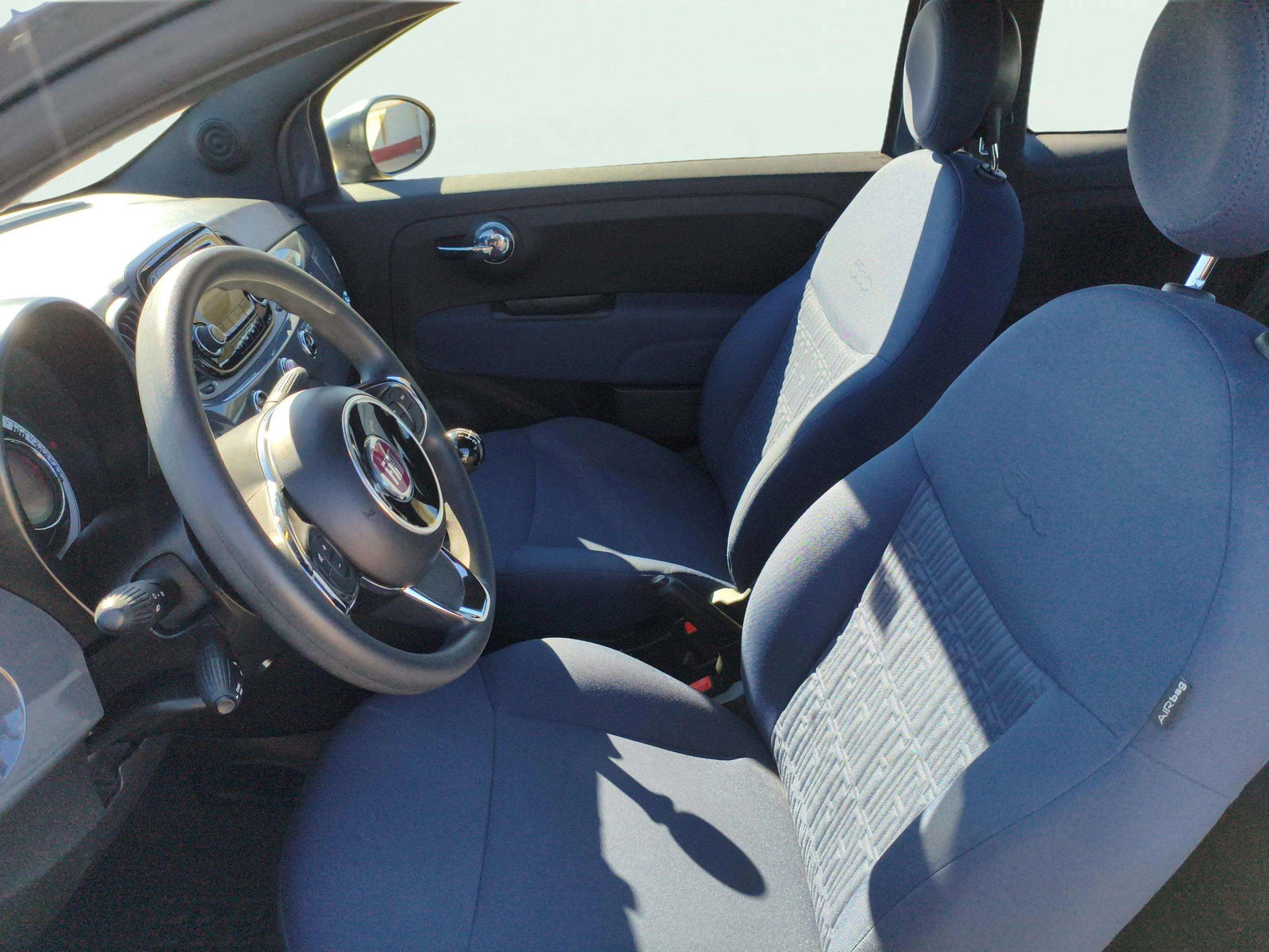 https://cdn-flexicar.caraffinity.it/public_appraisal_images_pro/images/stock/250557/WhasbGGNdY__8690LZR_5373b501672442eca0746ea10bc2b05c_Interior_13.jpg.jpg