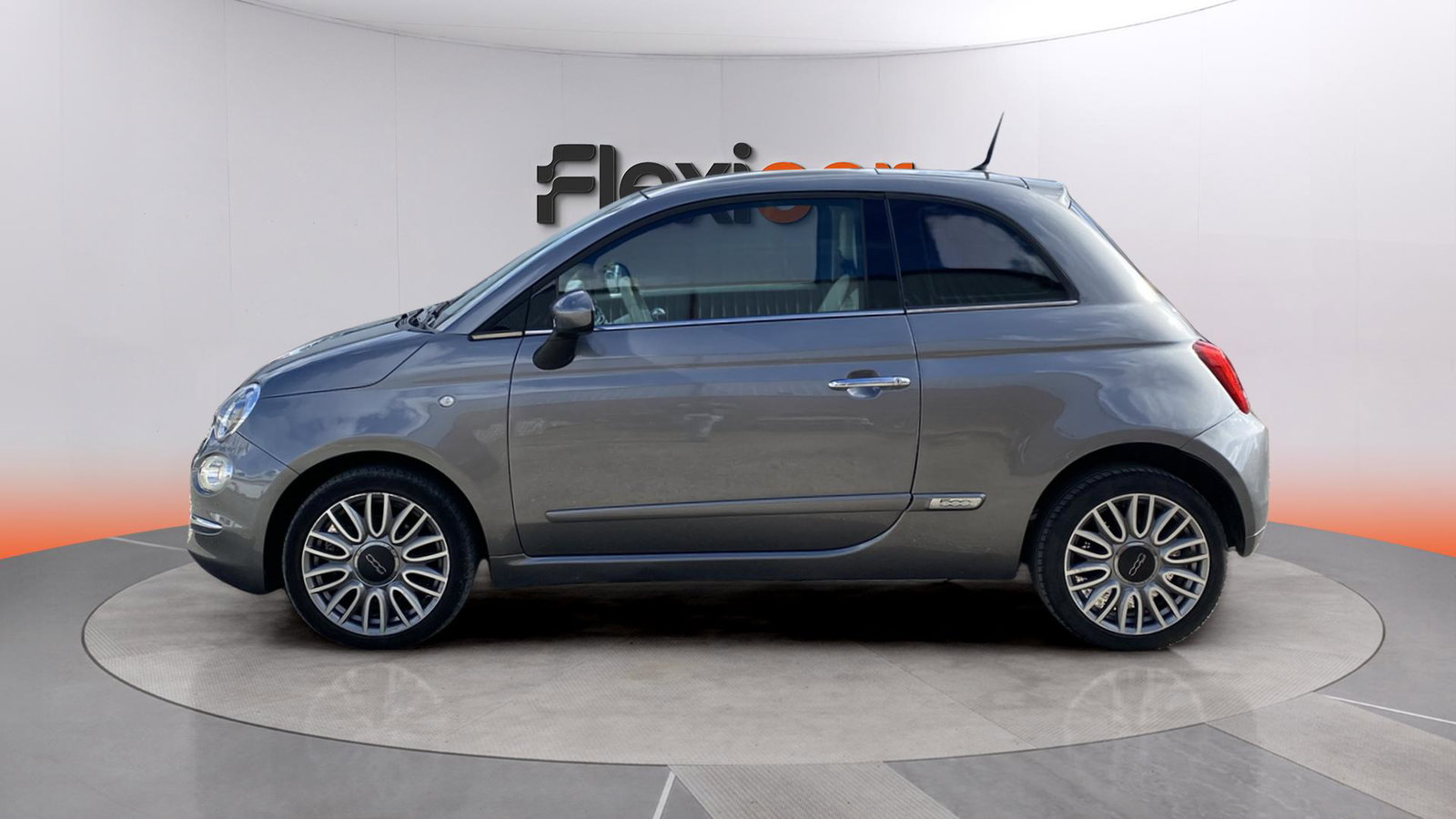 https://cdn-flexicar.caraffinity.it/public_appraisal_images_pro/images/stock/250895/XSPWUf0AoT__img-36cbc1c5-d091-498a-9e3d-de8463e14d59.jpeg