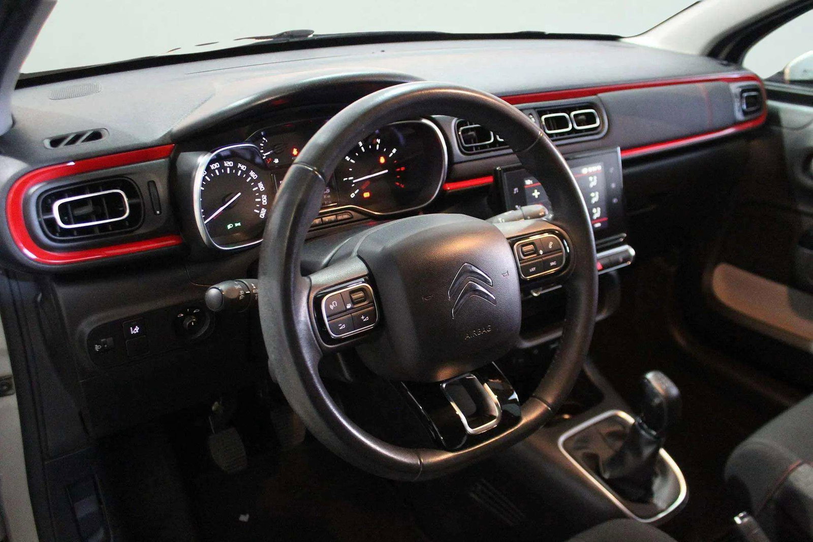 https://cdn-flexicar.caraffinity.it/public_appraisal_images_pro/images/stock/251932/G1oLznXYSO__CYYs8KLwxf__IMG_0510_edited.jpg