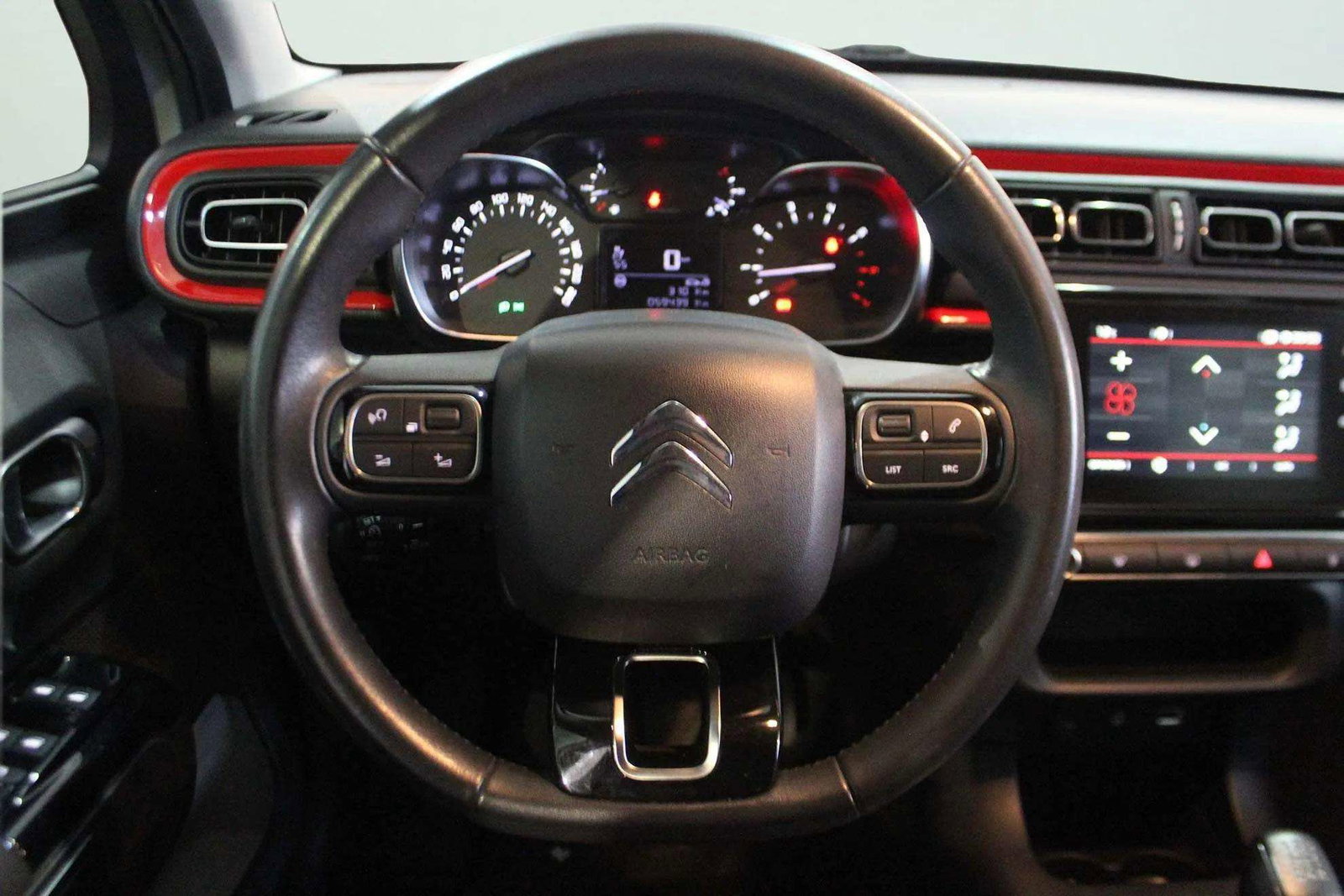 https://cdn-flexicar.caraffinity.it/public_appraisal_images_pro/images/stock/251932/bm4D3hkPPz__v06euayN8F__IMG_0515_edited.jpg
