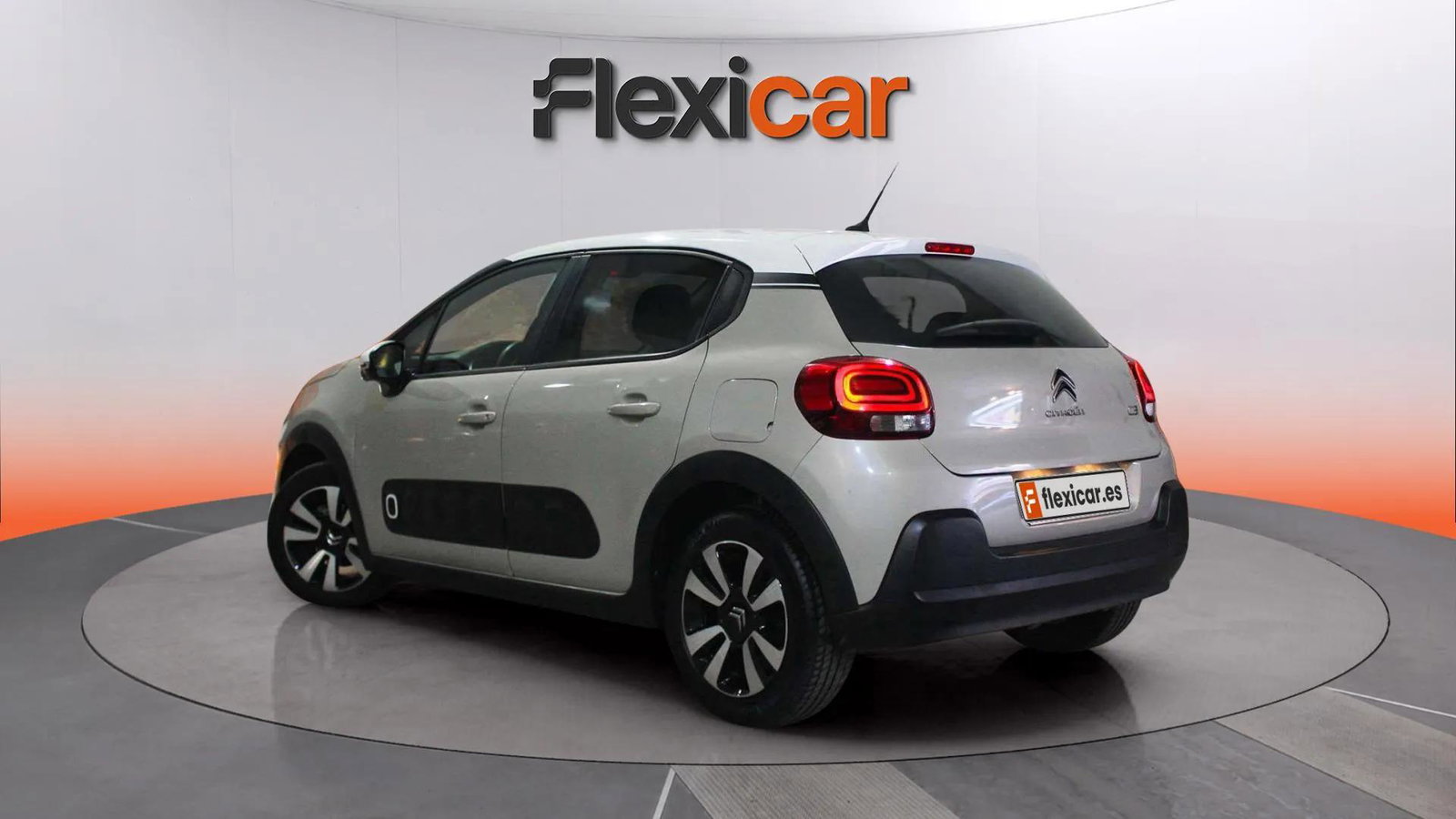 https://cdn-flexicar.caraffinity.it/public_appraisal_images_pro/images/stock/251932/tlD3uUmLYW__uQ6ZZYQ5nT__IMG_0501_edited.jpg