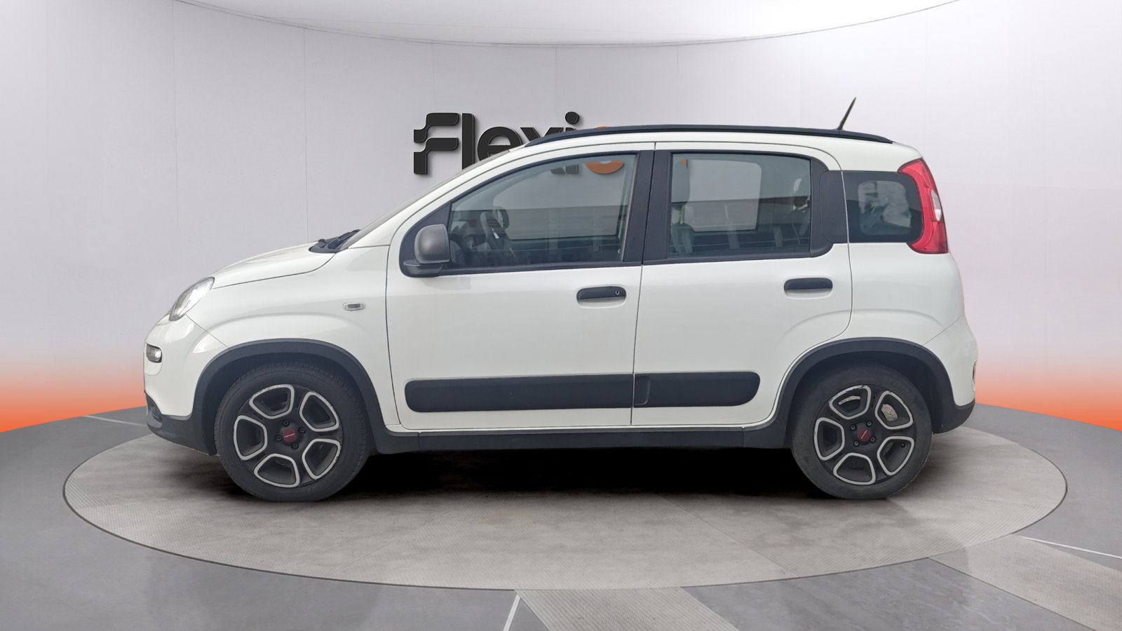 https://cdn-flexicar.caraffinity.it/public_appraisal_images_pro/images/stock/253538/qIY7uwvAL4__img-879864db-31e6-4b46-9cf2-5d9c2607d864.jpeg
