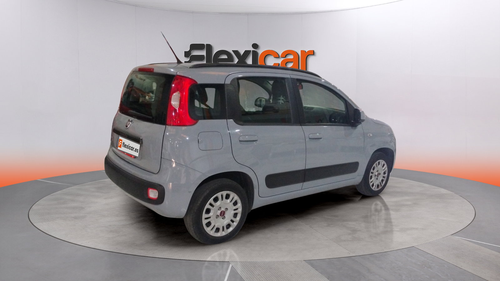 https://cdn-flexicar.caraffinity.it/public_appraisal_images_pro/images/stock/253731/jNVNWok6vw__img-aca73a77-d95d-4ae4-bf8e-ee05b62e4eb2.jpeg
