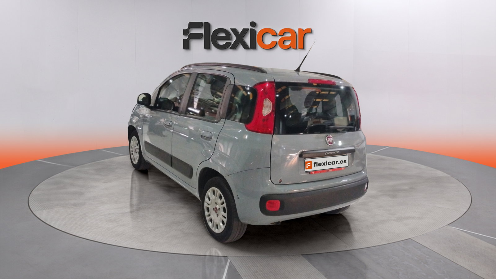 https://cdn-flexicar.caraffinity.it/public_appraisal_images_pro/images/stock/253731/uBBDR4Ejd8__img-53d7df88-bc0c-4d50-9712-e413ab149c10.jpeg