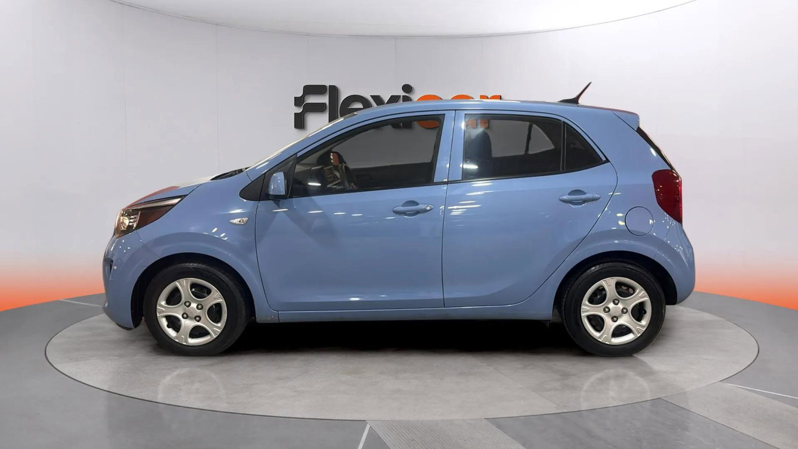 https://cdn-flexicar.caraffinity.it/public_appraisal_images_pro/images/stock/253757/KQilWTtyWO__1032LWT_1f066d26a5fe4e3eb92056483870f226_Exterior_2.jpeg.jpg