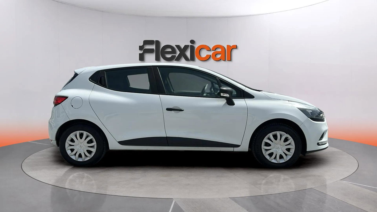 https://cdn-flexicar.caraffinity.it/public_appraisal_images_pro/images/stock/253912/QHUQG2iBDb__0231LDL_a2d895457a6e4bf99d30234ca61d16f7_Exterior_3.jpeg.jpg