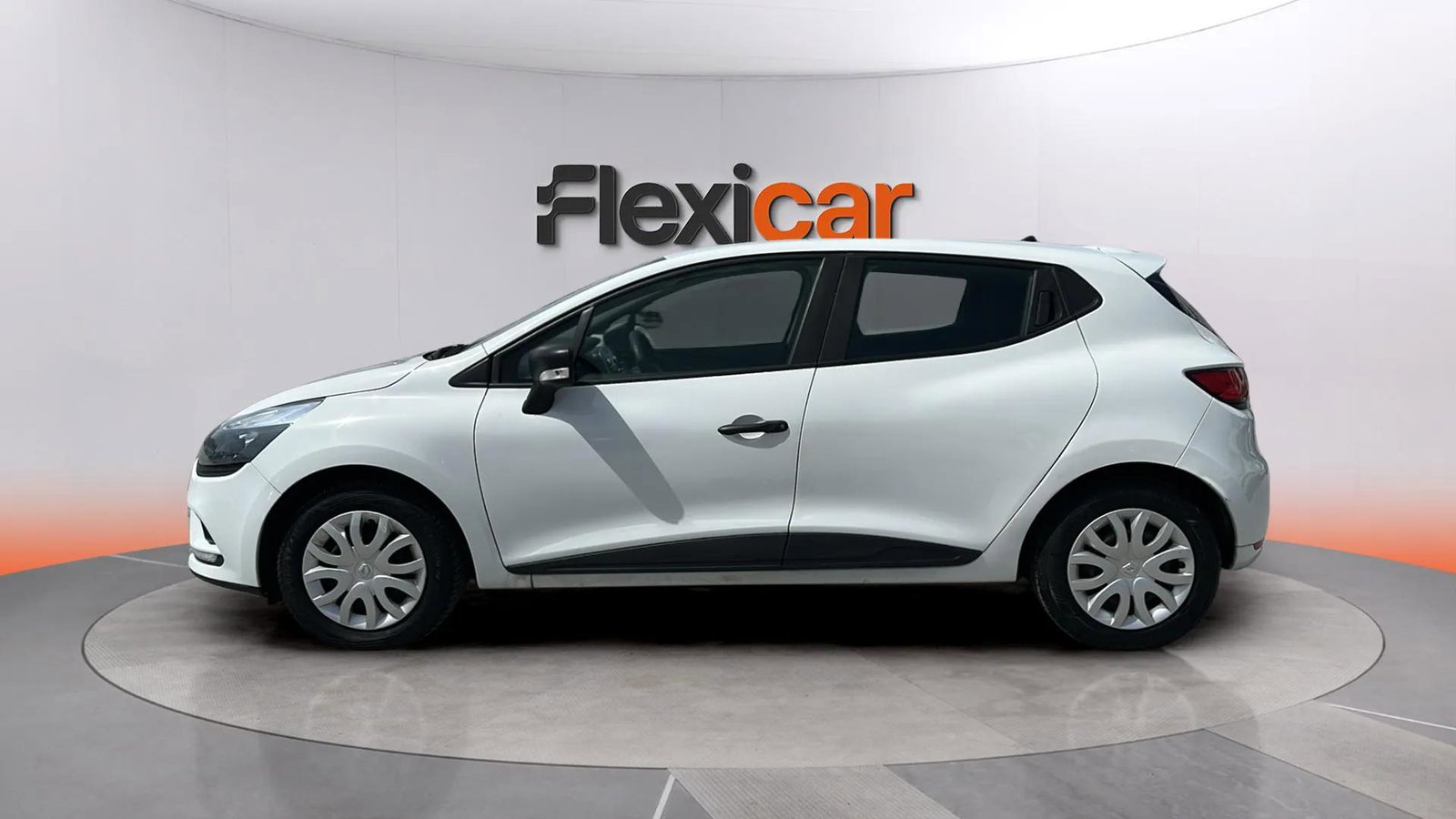 https://cdn-flexicar.caraffinity.it/public_appraisal_images_pro/images/stock/253912/WLK9kHuQj7__0231LDL_a2d895457a6e4bf99d30234ca61d16f7_Exterior_5.jpeg.jpg