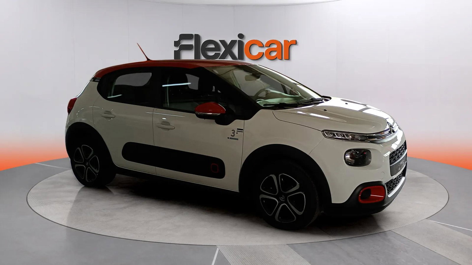 https://cdn-flexicar.caraffinity.it/public_appraisal_images_pro/images/stock/256735/ksdFXVonbS__T535384_b32e0cc75df345908bb4ae1ea3bebc56_Exterior_7.jpg.jpg?format=jpeg