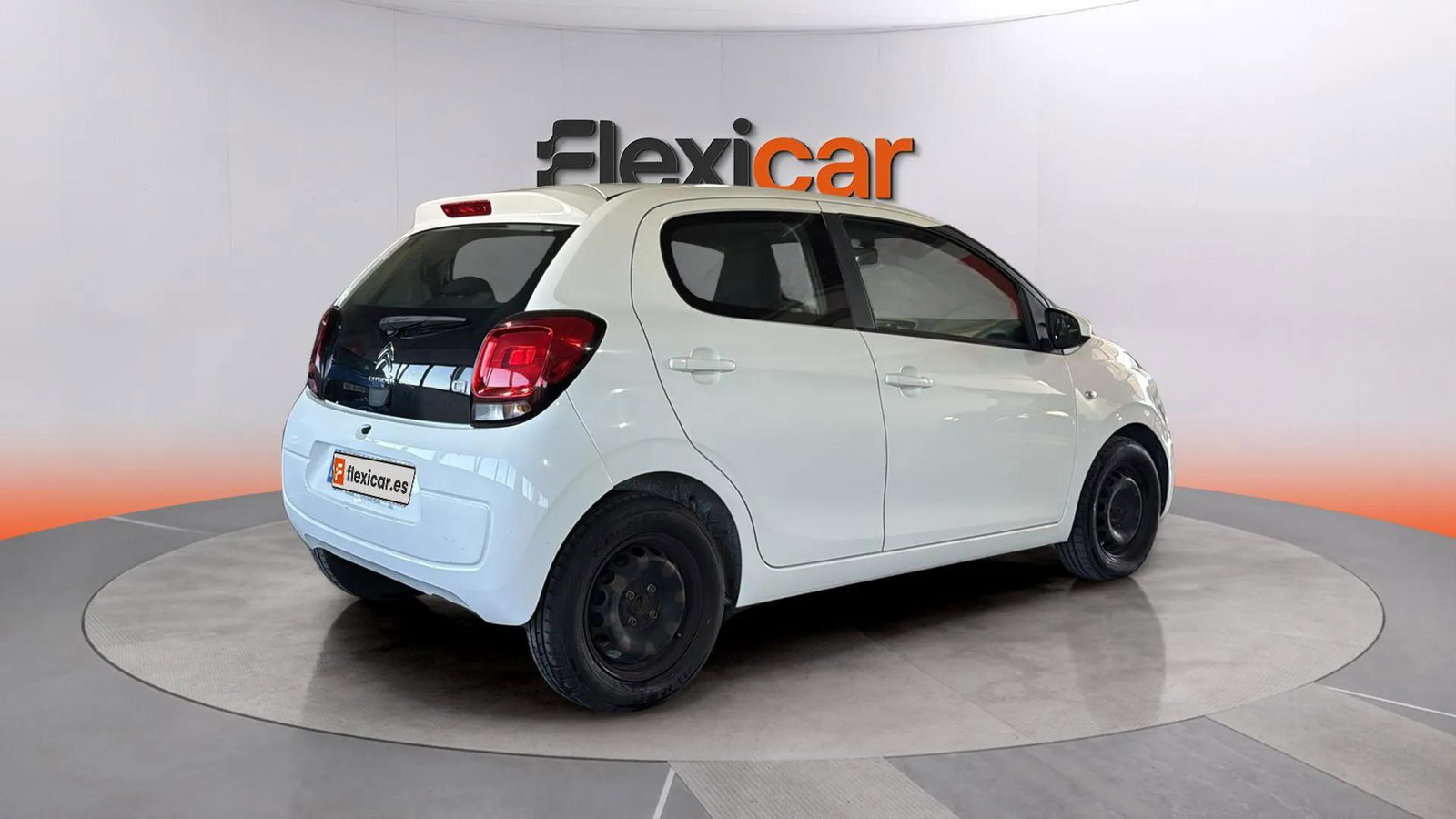 https://cdn-flexicar.caraffinity.it/public_appraisal_images_pro/images/stock/256833/zznj9vbytV__0694LLJ_ad2b8278e85240c0932ddef9b66ca329_Exterior_5.jpeg.jpg