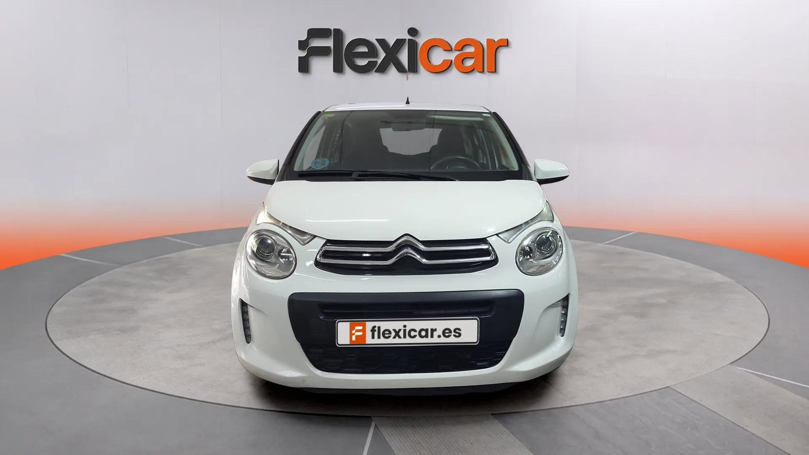 https://cdn-flexicar.caraffinity.it/public_appraisal_images_pro/images/stock/256916/E5FYnx0NOL__0668LLJ_09e24a0971a6473f9e3db519c9a78f91_Exterior_1.jpg.jpg