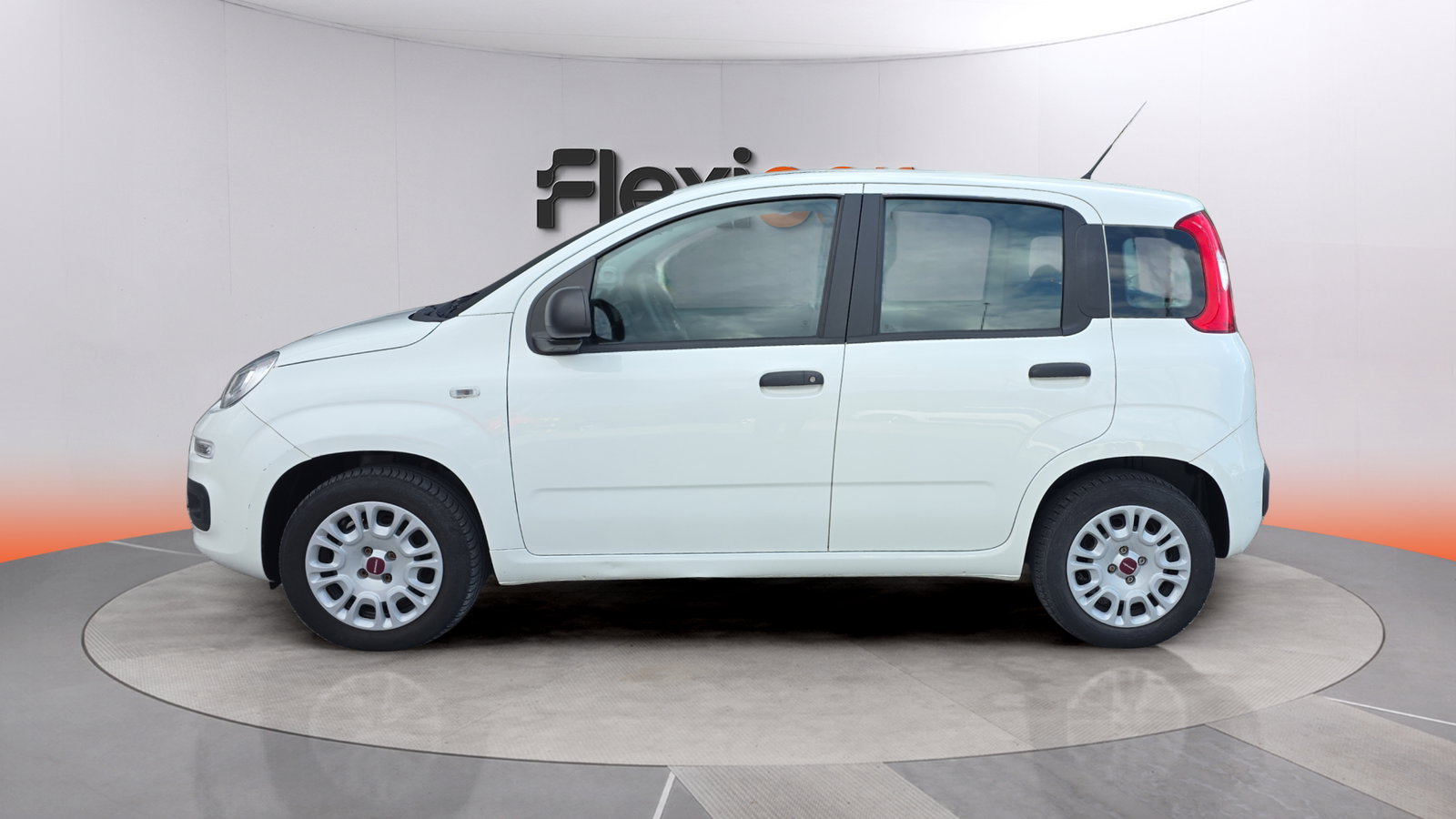 https://cdn-flexicar.caraffinity.it/public_appraisal_images_pro/images/stock/256991/iZccZjOSwZ__img-47703a2c-beed-449a-92c4-b2a29dfddd10.jpeg