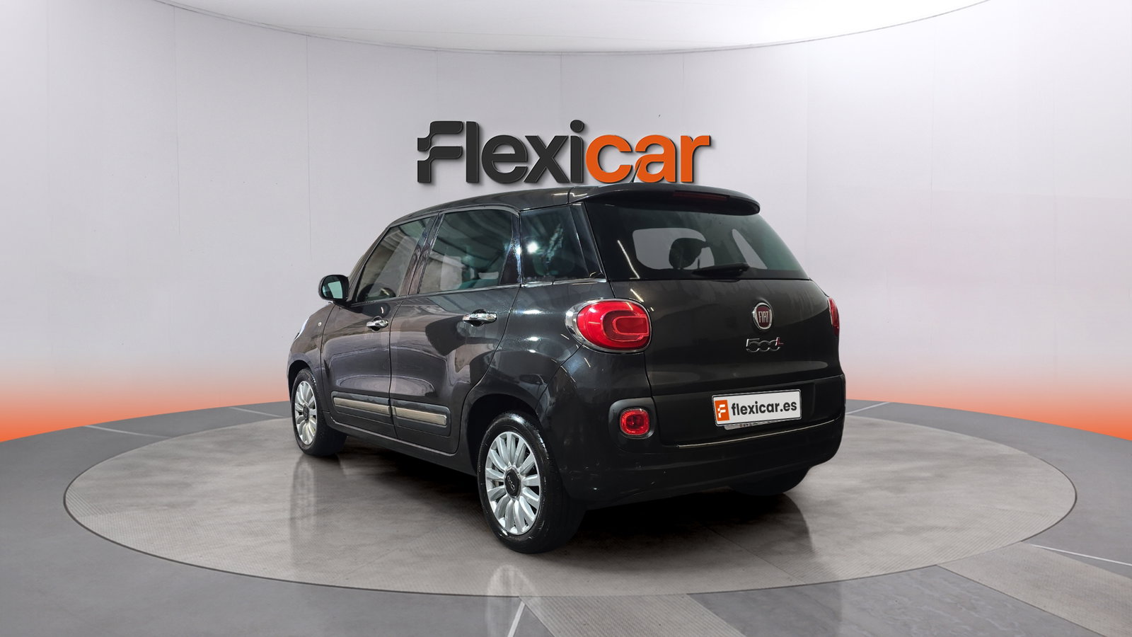 https://cdn-flexicar.caraffinity.it/public_appraisal_images_pro/images/stock/257676/1rCY2dOWeq__img-dea1c36c-7773-491c-86fa-097dc4a908a4.jpeg