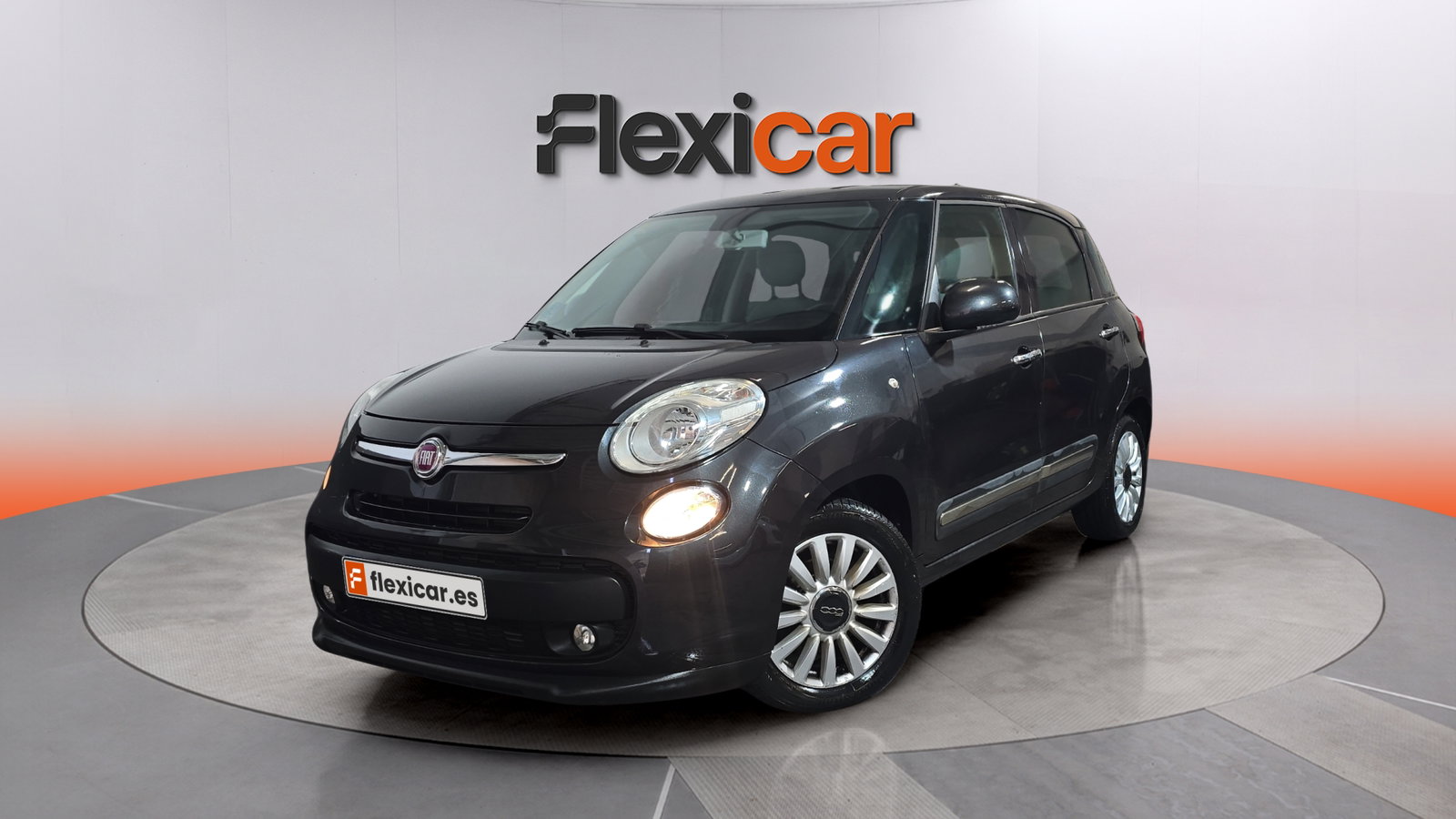 https://cdn-flexicar.caraffinity.it/public_appraisal_images_pro/images/stock/257676/OCiSlpgLGv__img-e4671ff5-068b-4521-bf83-180fc2c675b0.jpeg