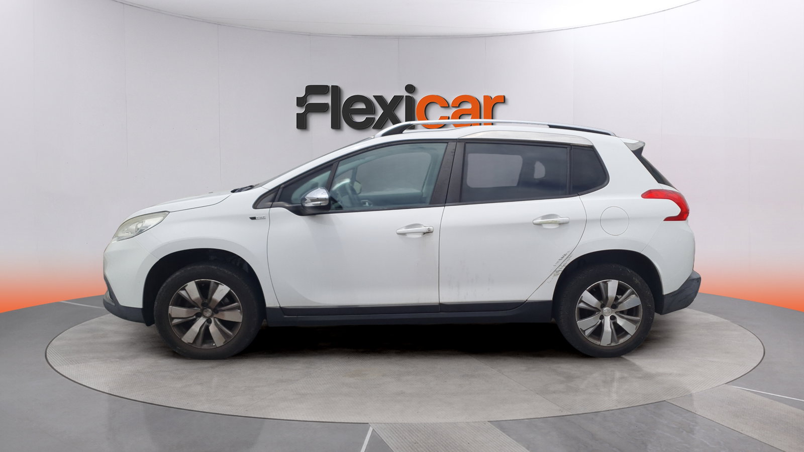https://cdn-flexicar.caraffinity.it/public_appraisal_images_pro/images/stock/258628/CEFVxyVEwv__img-3de2e946-e6a3-48f7-85a2-4d836c6c7313.jpeg