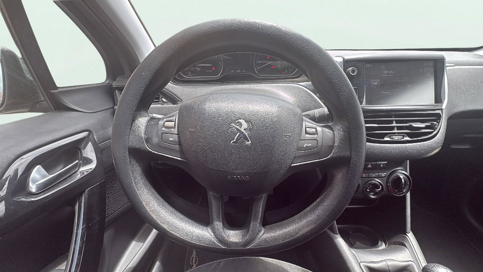 https://cdn-flexicar.caraffinity.it/public_appraisal_images_pro/images/stock/258629/iDOhZCq2wZ__img-76e89a68-cce1-4471-907a-adb56fa4f081.jpeg