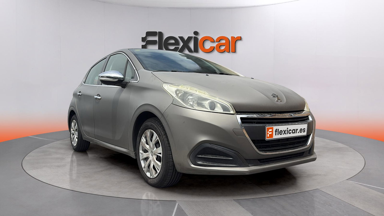 https://cdn-flexicar.caraffinity.it/public_appraisal_images_pro/images/stock/258629/yLyCxKehtx__img-94641c83-2c54-4d3f-a5d8-ee38953330e8.jpeg?format=jpeg