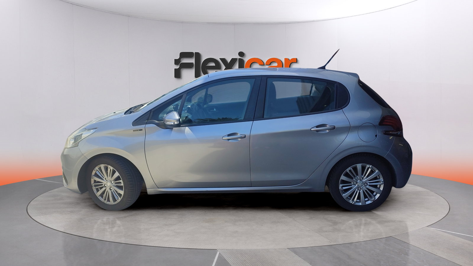 https://cdn-flexicar.caraffinity.it/public_appraisal_images_pro/images/stock/258631/BUPEC7FSmS__img-b9065fbe-642c-4e6f-b489-cb8552eb67cc.jpeg