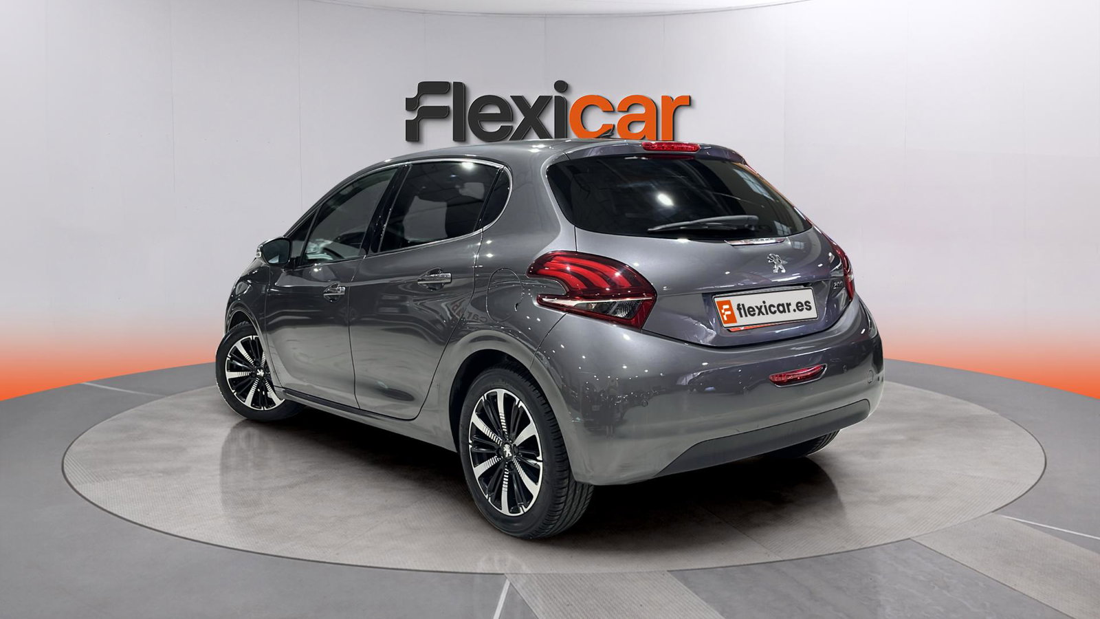 https://cdn-flexicar.caraffinity.it/public_appraisal_images_pro/images/stock/259771/MOcEDXFHK1__img-2ae23c1c-1b08-4193-bb0c-471d7cc30784.jpeg