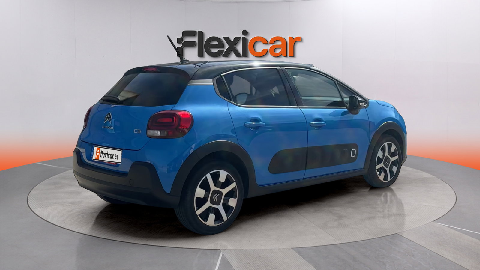 https://cdn-flexicar.caraffinity.it/public_appraisal_images_pro/images/stock/259813/rPekvsifKl__img-f5c0dd09-322e-4863-b495-a65cc5be2de1.jpeg