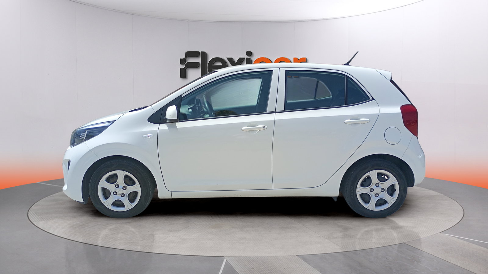 https://cdn-flexicar.caraffinity.it/public_appraisal_images_pro/images/stock/260042/F3ajGUVtnL__img-b7497e78-b7b9-4e8c-bc9e-2d0692e570ec.jpeg