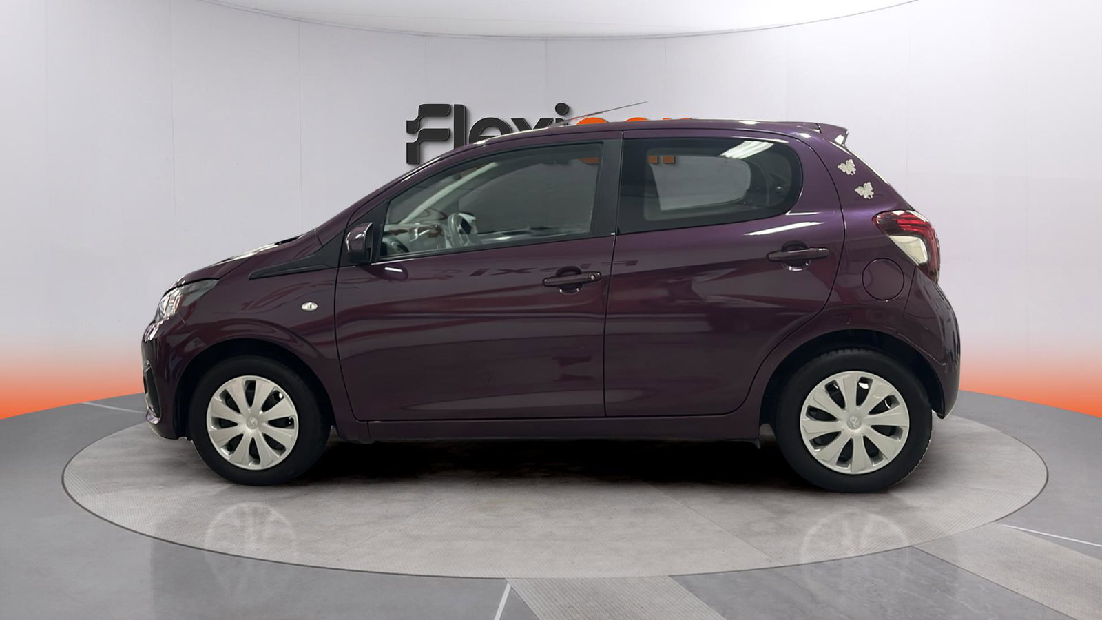 https://cdn-flexicar.caraffinity.it/public_appraisal_images_pro/images/stock/260385/uzvrTT58zh__img-e0189e77-9a1b-47dd-af51-6fa3626f3281.jpeg