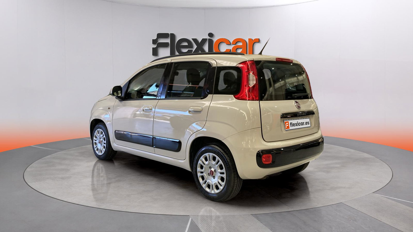 https://cdn-flexicar.caraffinity.it/public_appraisal_images_pro/images/stock/260606/9jx9HBXoy2__img-f637045a-cec1-4a76-8c9d-e959c50e895d.jpeg