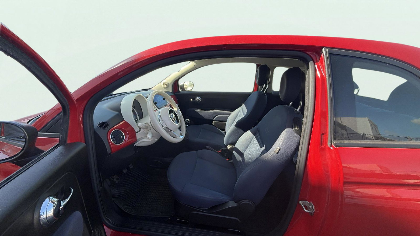 https://cdn-flexicar.caraffinity.it/public_appraisal_images_pro/images/stock/260760/i2thOhEWNY__img-0612f95c-f33a-47c0-9774-b2f839998f43.jpeg