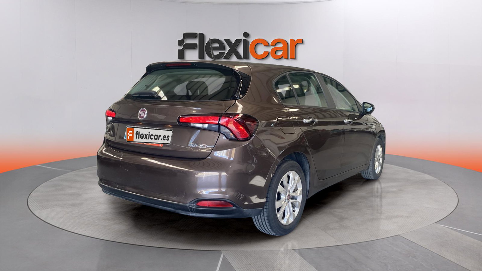 https://cdn-flexicar.caraffinity.it/public_appraisal_images_pro/images/stock/261171/sDsMO0JHT6__img-145e78d1-5fd9-454a-bb20-a1f7ff69b72c.jpeg